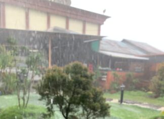 Fenomena Hujan Es Terjadi di Kawasan Dataran Tinggi Dieng, Kabupaten Wonosobo, Jawa Tengah