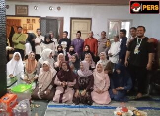 Ketua RT 03 RW 11 Gelar Halal Bihalal Dihadiri Sesepuh Drs.H.Panut Serta Babinkamtibmas