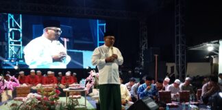 Ketua Komisi B DPRD Depok H.Hamzah & Camat Tapos H.Jarkasih Hadiri Haul Alm H.Obih Madrais