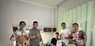 TIM KUASA HUKUM DARI LAW FIRM RATAKAN & PARTNERS MENGECAM KERAS LUKA YANG DIALAMI SEORANG ADVOKAT YANG JADI KORBAN KEROYOKAN BELASAN ORANG DI KABUPATEN BANDUNG