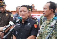 Satgas PKH Tinjau Kontainer Mineral Rare Earth di Batam, Cegah Penyelundupan SDA Strategis